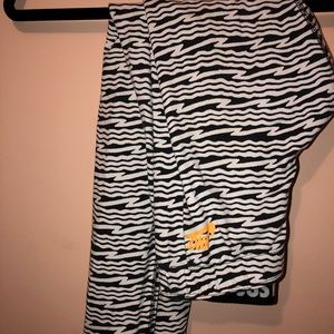 Nike patterned leggings